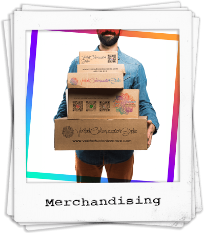 Merchandising corporativo logo ropa laboral material deportivo pegatinas bolsas cajas regalo